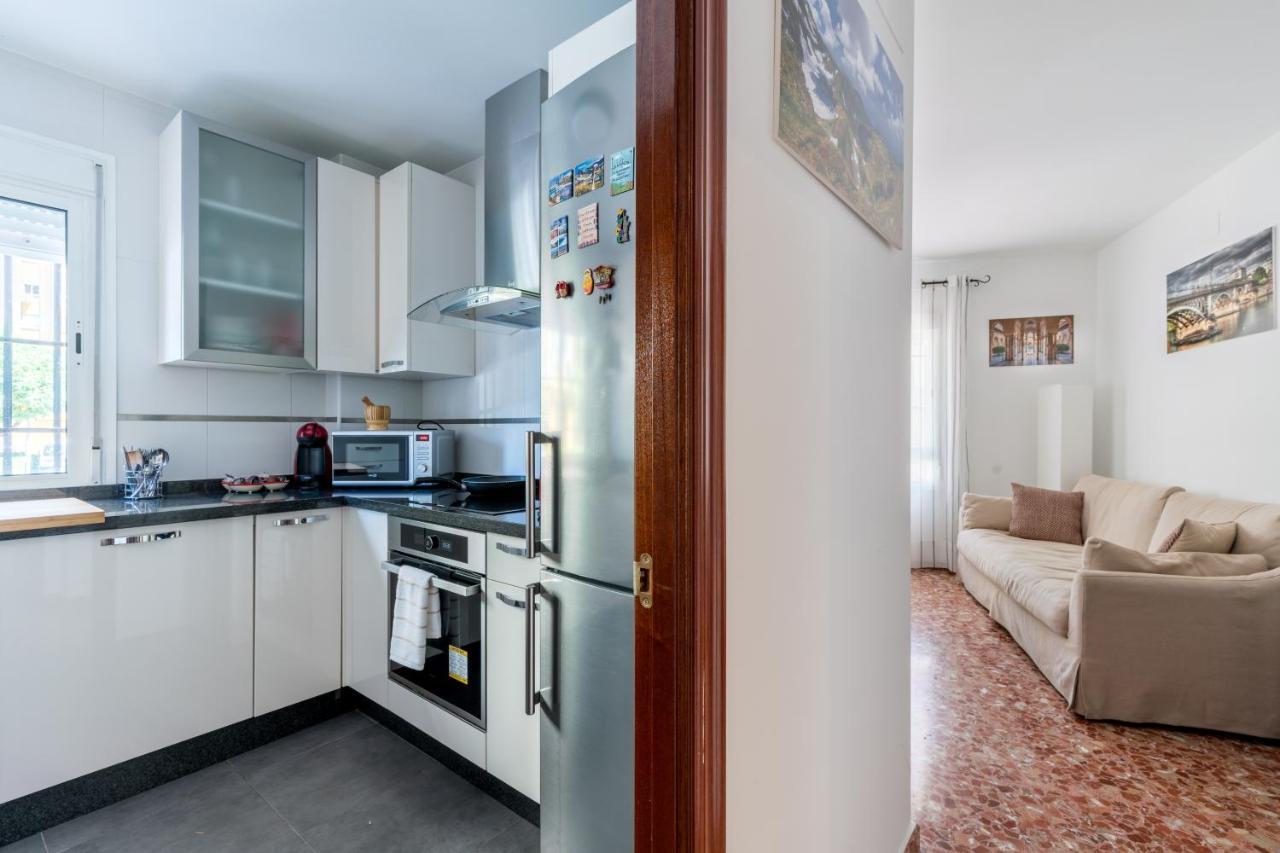 Anna - Triana Apartment เซบีญา ภายนอก รูปภาพ